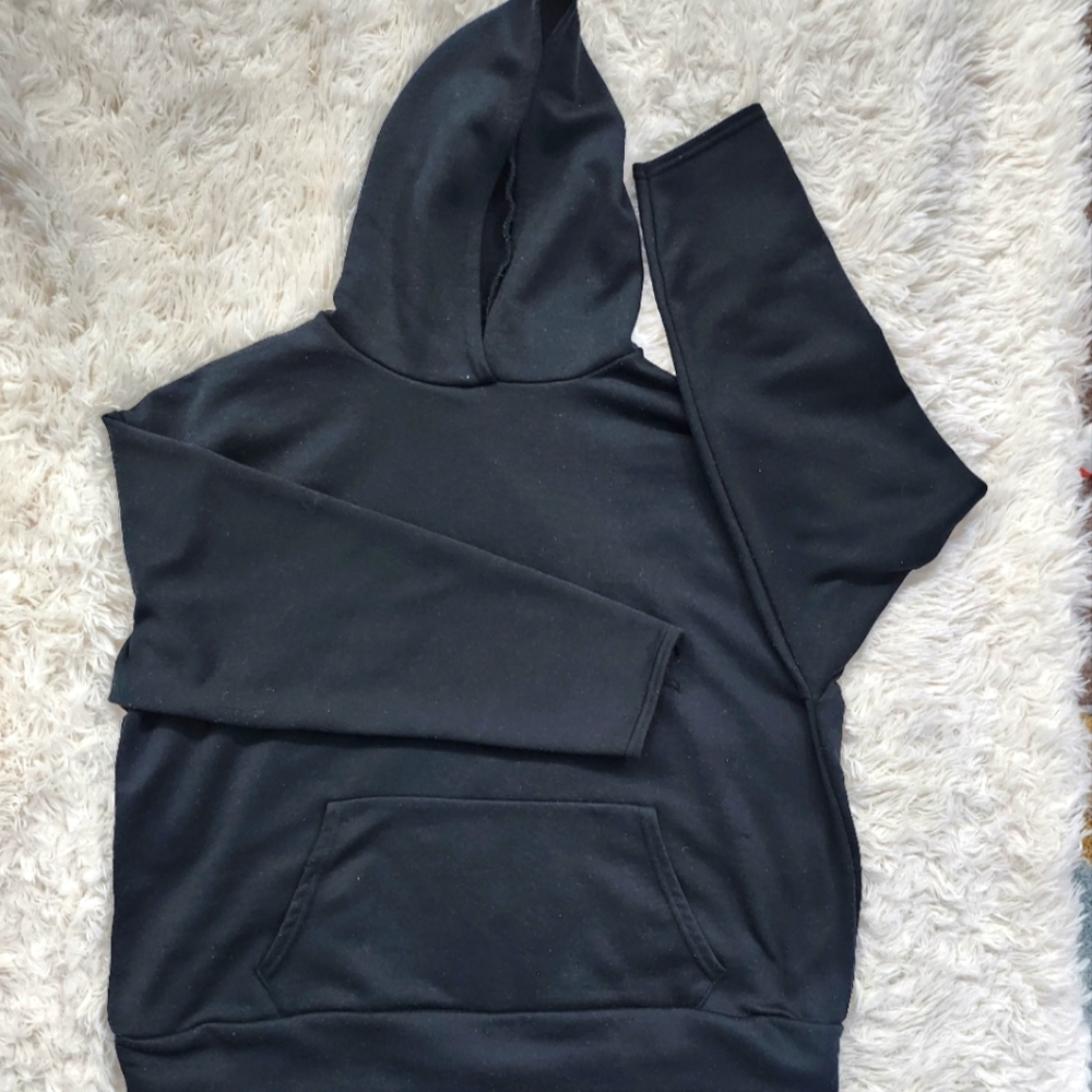 Sz 16 Black Hoodie